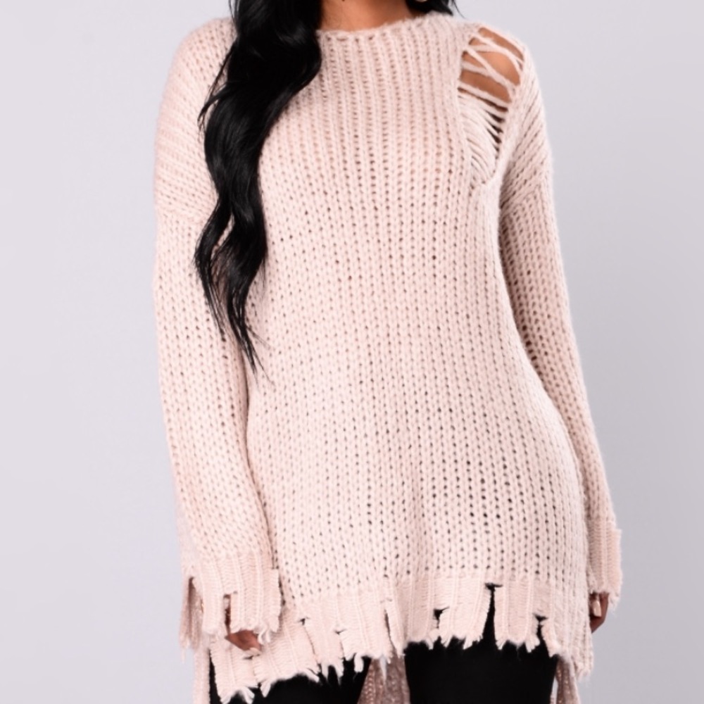 NEW FASHION NOVA distressed sweater